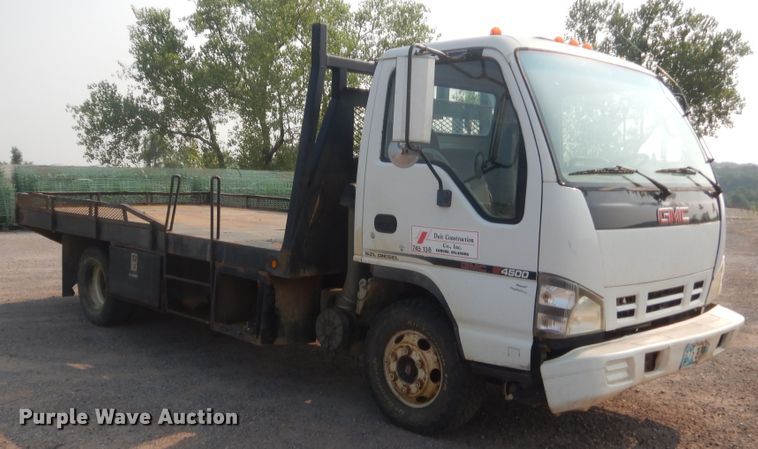 image for item IT9734 2007 GMC 4500  flatbed truck