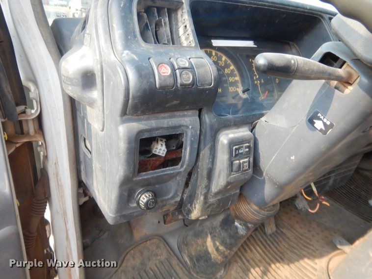 image for item IT9734 2007 GMC 4500  flatbed truck