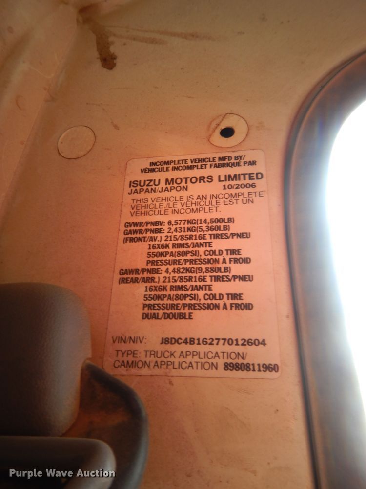 image for item IT9734 2007 GMC 4500  flatbed truck