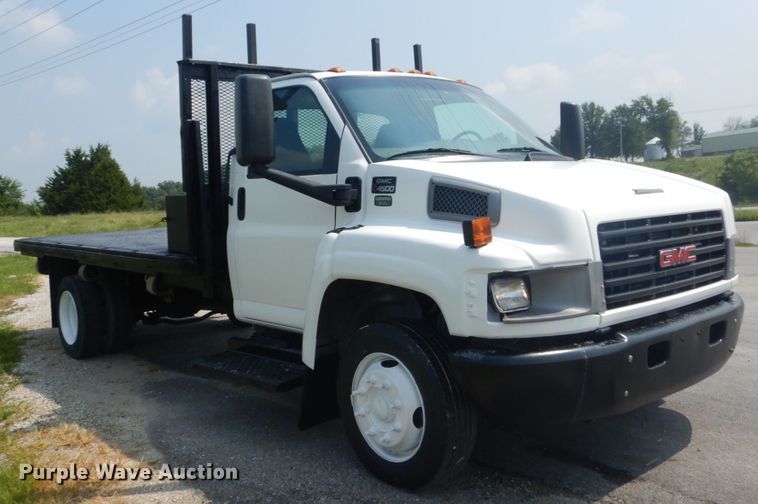 image for item JI9564 2007 GMC 4500  flatbed truck