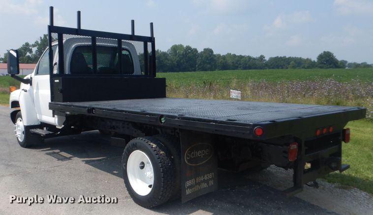 image for item JI9564 2007 GMC 4500  flatbed truck