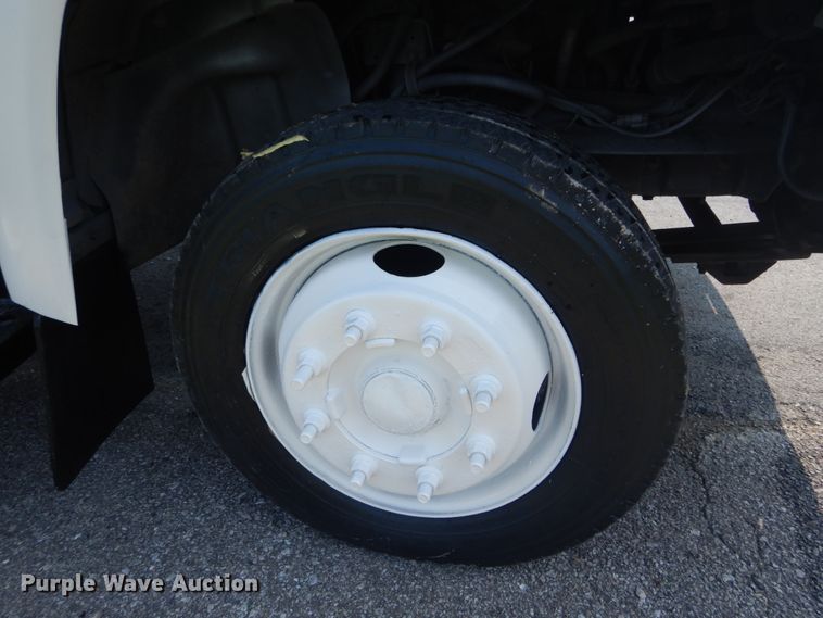 image for item JI9564 2007 GMC 4500  flatbed truck