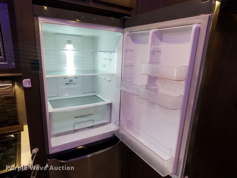 image for item JM9637 2019 Forest River Cheyenne Arctic Wolf Limited  camper