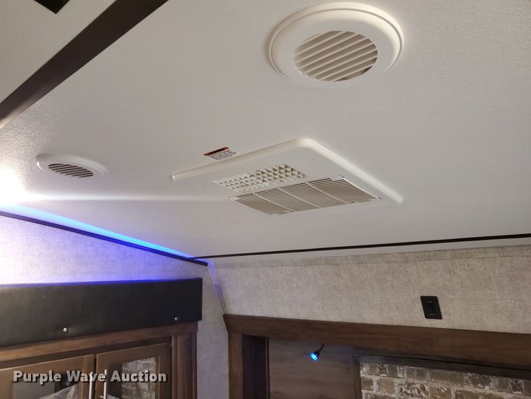 image for item JM9637 2019 Forest River Cheyenne Arctic Wolf Limited  camper