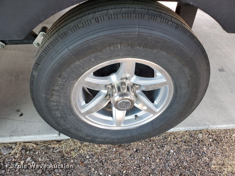 image for item JM9637 2019 Forest River Cheyenne Arctic Wolf Limited  camper