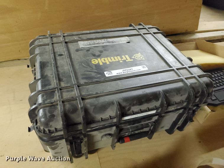 image for item JM9681 Surveying equipment