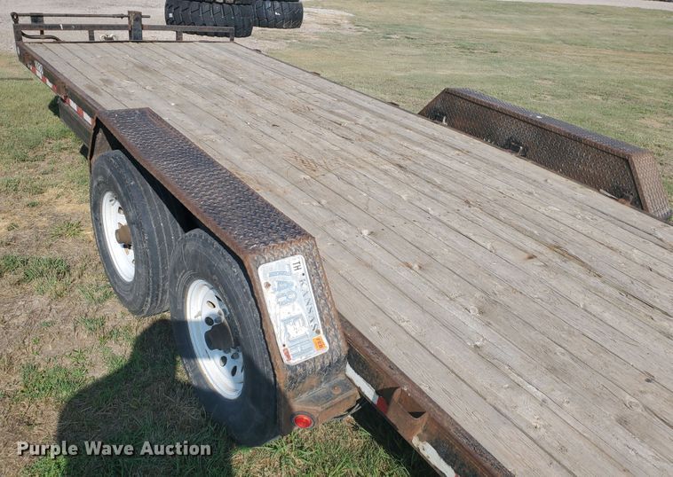 image for item JM9685 2006 PJ  utility trailer