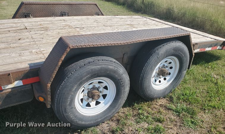 image for item JM9685 2006 PJ  utility trailer