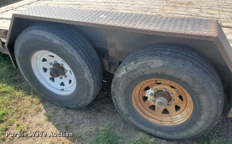 image for item JM9685 2006 PJ  utility trailer