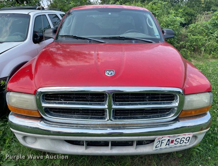 image for item KK9613 2004 Dodge Dakota SLT  Quad Cab pickup truck