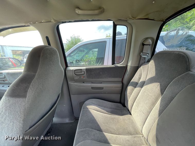 image for item KK9613 2004 Dodge Dakota SLT  Quad Cab pickup truck