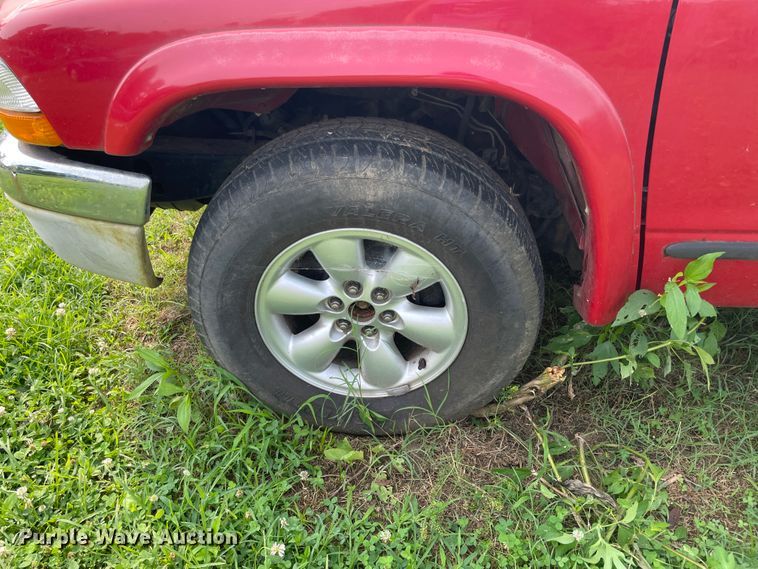 image for item KK9613 2004 Dodge Dakota SLT  Quad Cab pickup truck