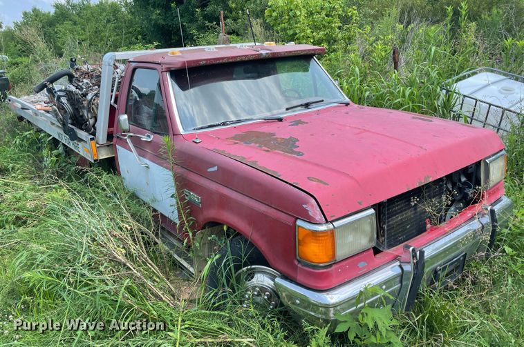 image for item KK9614 1988 Ford F350  rollback truck