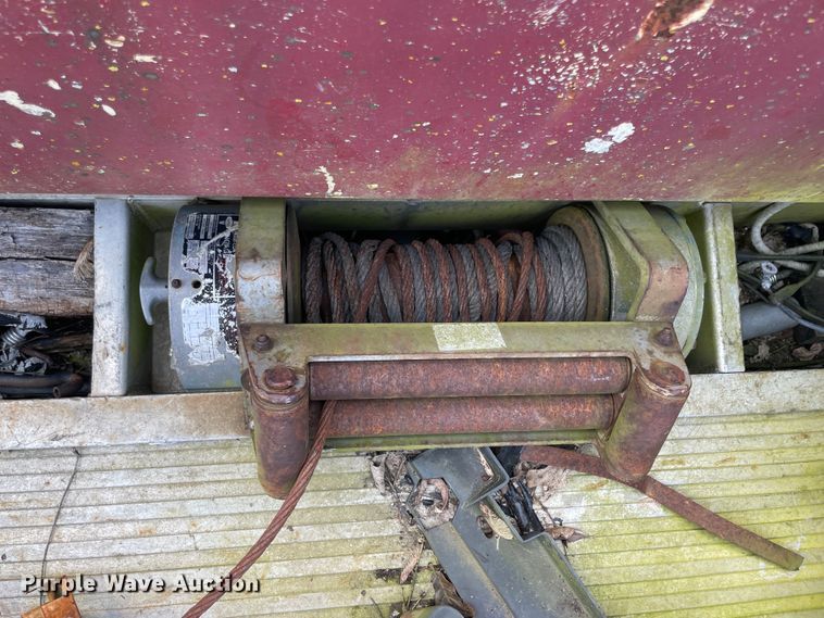 image for item KK9614 1988 Ford F350  rollback truck