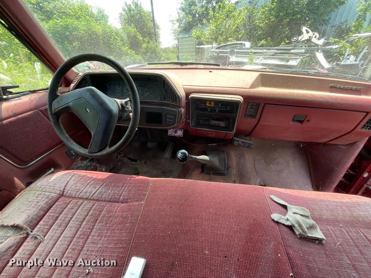 image for item KK9614 1988 Ford F350  rollback truck