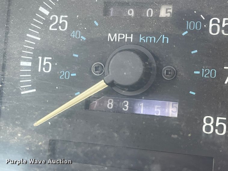 image for item KK9614 1988 Ford F350  rollback truck