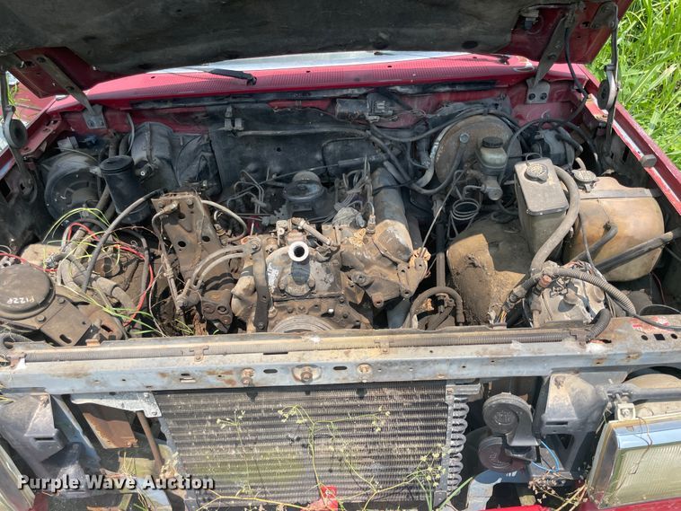 image for item KK9614 1988 Ford F350  rollback truck