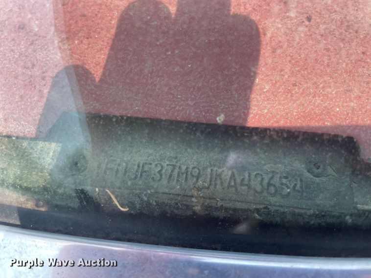 image for item KK9614 1988 Ford F350  rollback truck