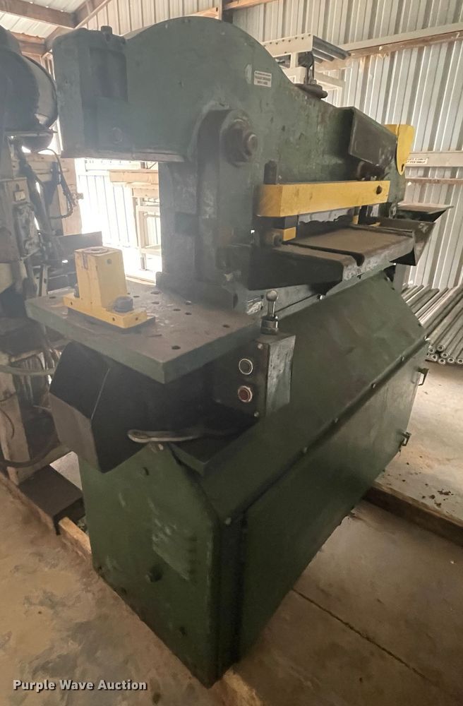 image for item KK9654 Piranha P50  ironworker