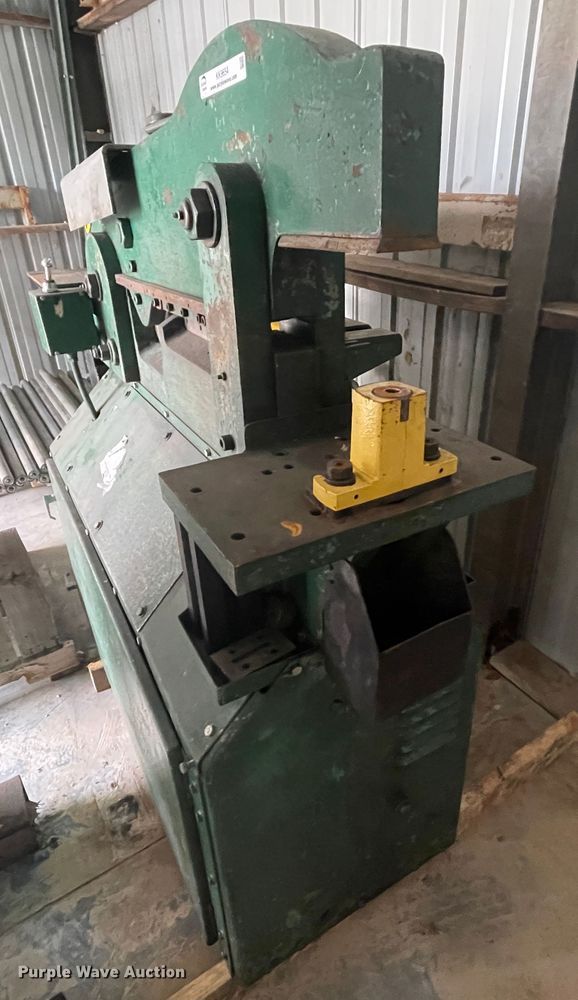 image for item KK9654 Piranha P50  ironworker