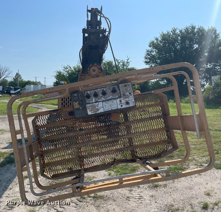 image for item KK9659 Grove AMZ 68XT  boom lift