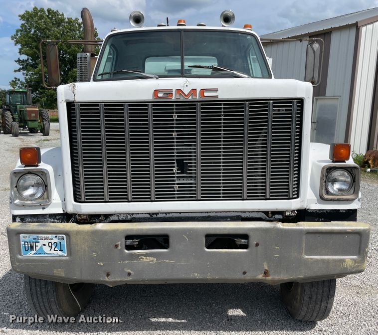 image for item KK9668 1981 GMC Brigadier  grain truck