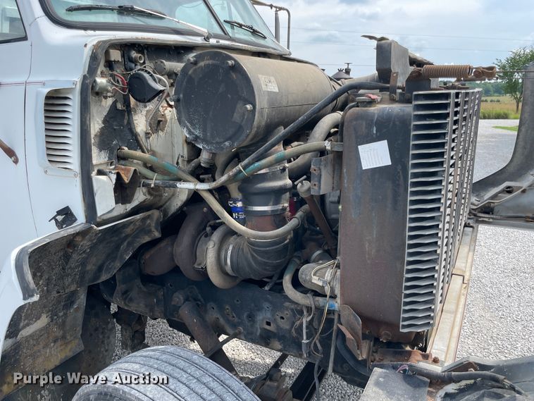 image for item KK9668 1981 GMC Brigadier  grain truck