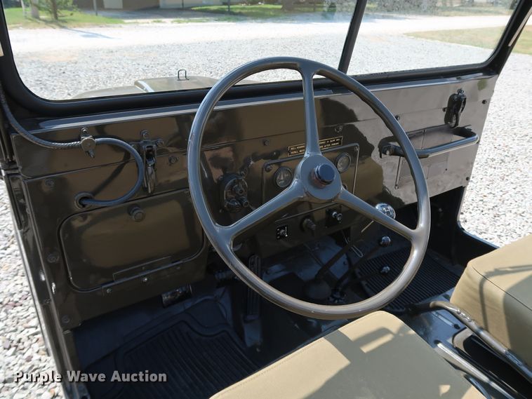 image for item KQ9829 1953 Willy's Jeep M38A1  SUV