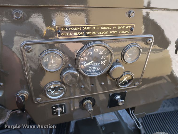 image for item KQ9829 1953 Willy's Jeep M38A1  SUV