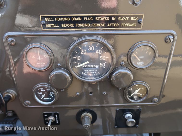 image for item KQ9829 1953 Willy's Jeep M38A1  SUV