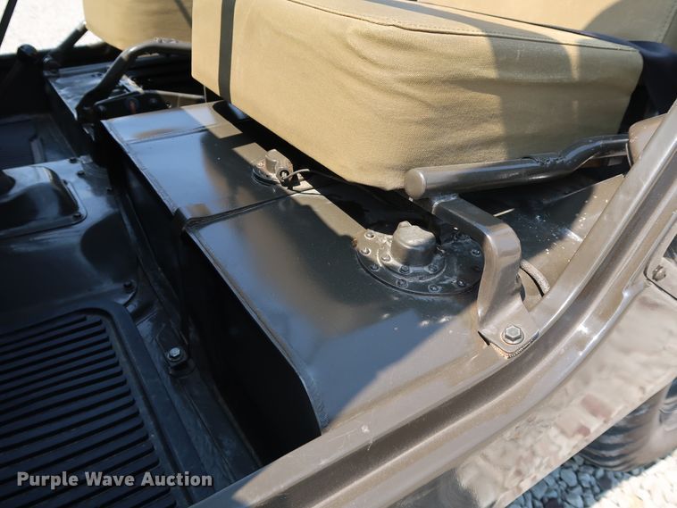 image for item KQ9829 1953 Willy's Jeep M38A1  SUV