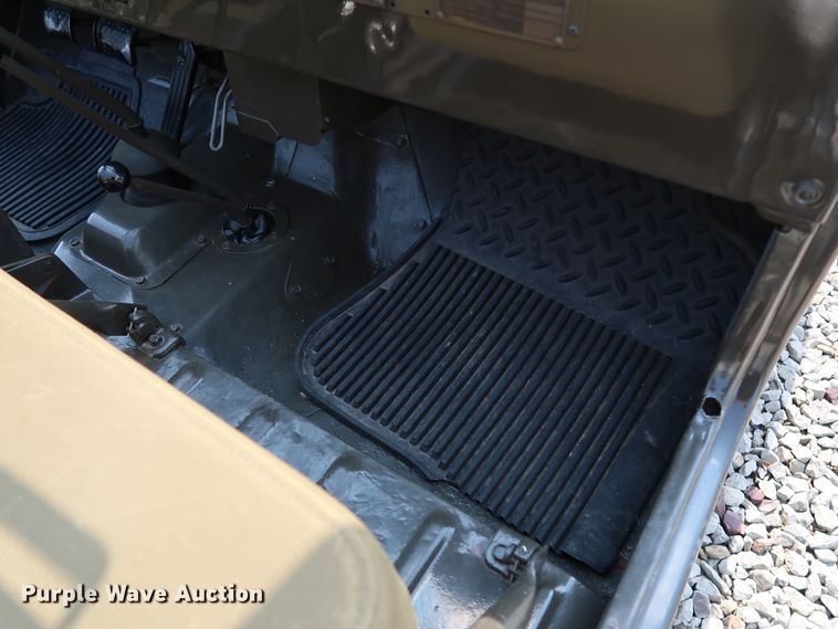 image for item KQ9829 1953 Willy's Jeep M38A1  SUV