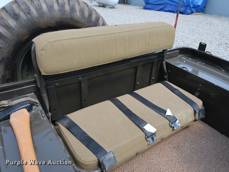 image for item KQ9829 1953 Willy's Jeep M38A1  SUV