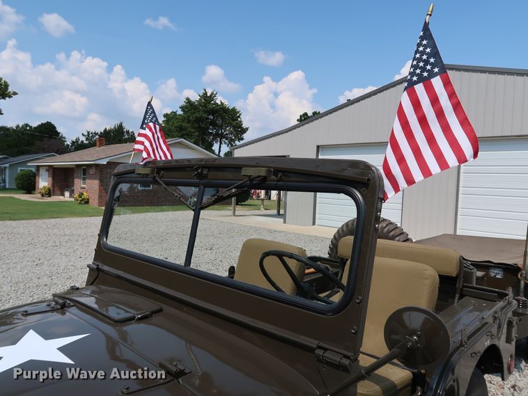 image for item KQ9829 1953 Willy's Jeep M38A1  SUV