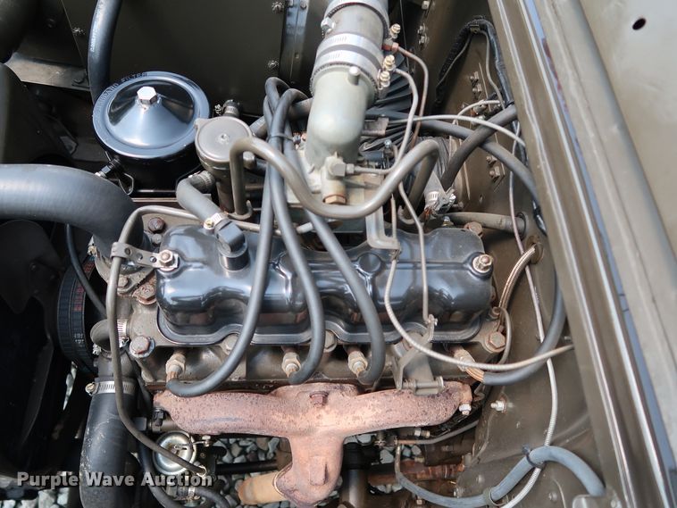 image for item KQ9829 1953 Willy's Jeep M38A1  SUV