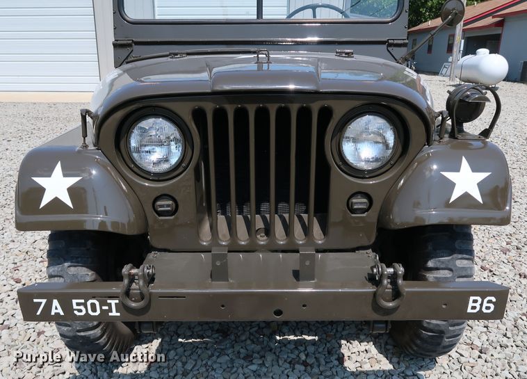 image for item KQ9829 1953 Willy's Jeep M38A1  SUV