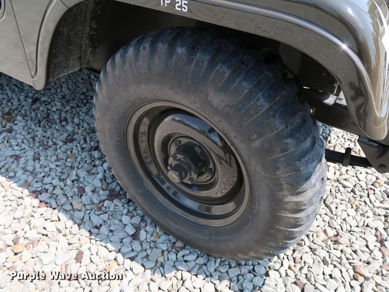 image for item KQ9829 1953 Willy's Jeep M38A1  SUV