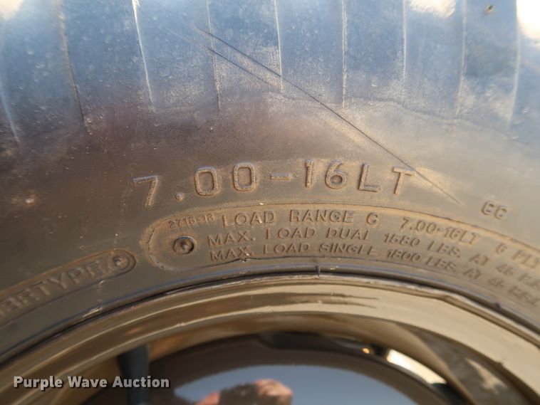 image for item KQ9829 1953 Willy's Jeep M38A1  SUV