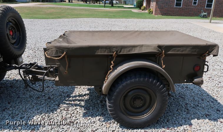 image for item KQ9829 1953 Willy's Jeep M38A1  SUV