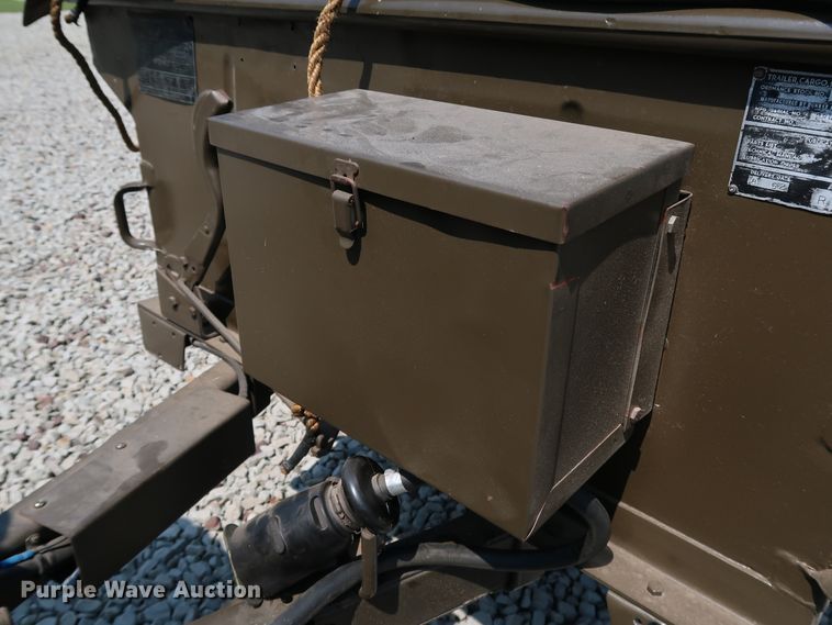 image for item KQ9829 1953 Willy's Jeep M38A1  SUV