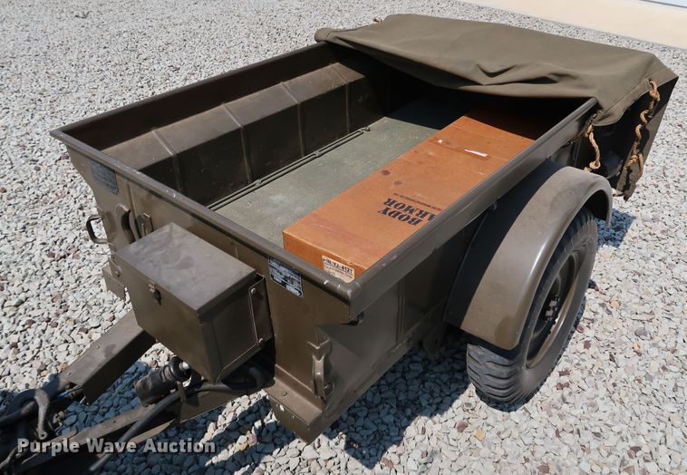 image for item KQ9829 1953 Willy's Jeep M38A1  SUV