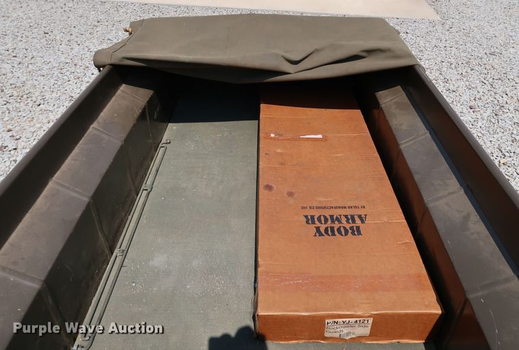 image for item KQ9829 1953 Willy's Jeep M38A1  SUV