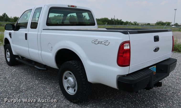 image for item KQ9832 2008 Ford F250  Super Duty XL  SuperCab pickup truck