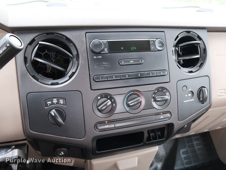 image for item KQ9832 2008 Ford F250  Super Duty XL  SuperCab pickup truck