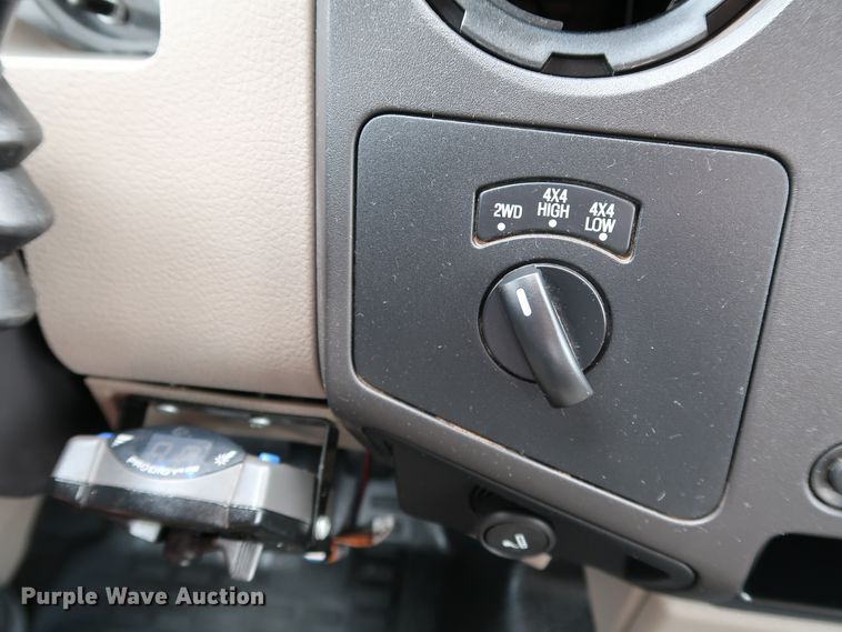 image for item KQ9832 2008 Ford F250  Super Duty XL  SuperCab pickup truck