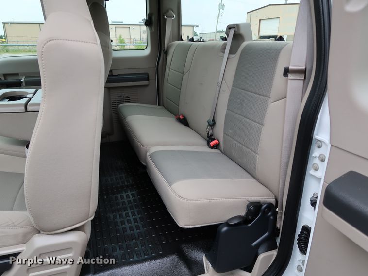 image for item KQ9832 2008 Ford F250  Super Duty XL  SuperCab pickup truck