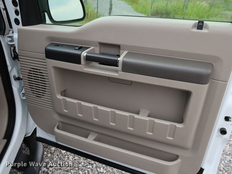 image for item KQ9832 2008 Ford F250  Super Duty XL  SuperCab pickup truck
