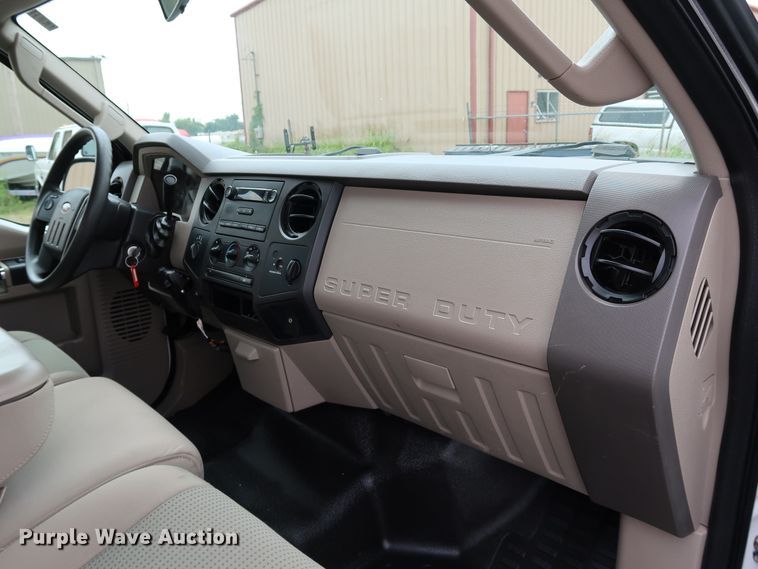 image for item KQ9832 2008 Ford F250  Super Duty XL  SuperCab pickup truck