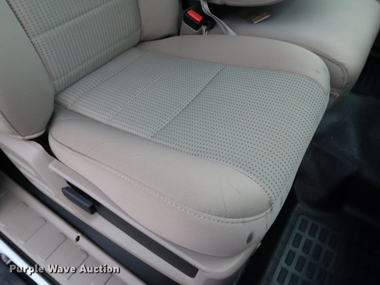 image for item KQ9832 2008 Ford F250  Super Duty XL  SuperCab pickup truck