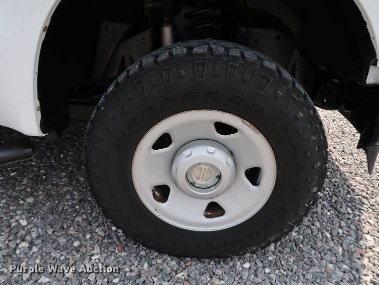 image for item KQ9832 2008 Ford F250  Super Duty XL  SuperCab pickup truck